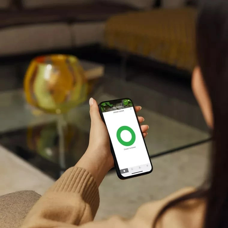 Wi‑Fi mostek Yale ConnectX, bel