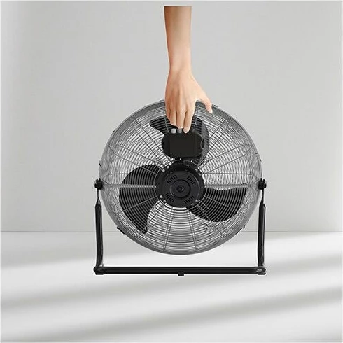 Ventilator za tla, 3 hitrosti, 120 W, črn BLACK+DECKER BXEFF121E
