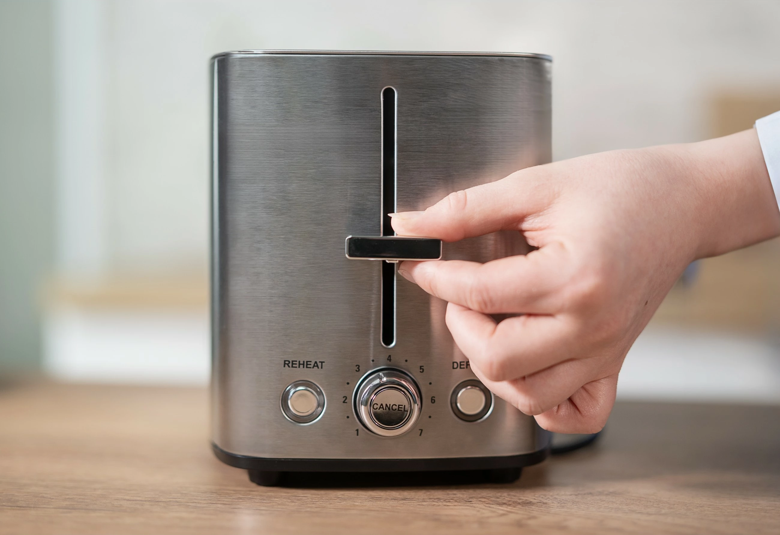Toaster, 4 rezine, inox, 1200 W, črn, UNOLD Tom 38266 Toaster, 4 rezine, inox, 1200 W, črn, UNOLD Tom 38266