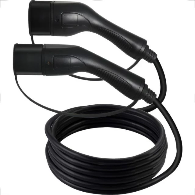 Kabel za polnjenje DEFENZO Lineo AC7, 5 m, črn