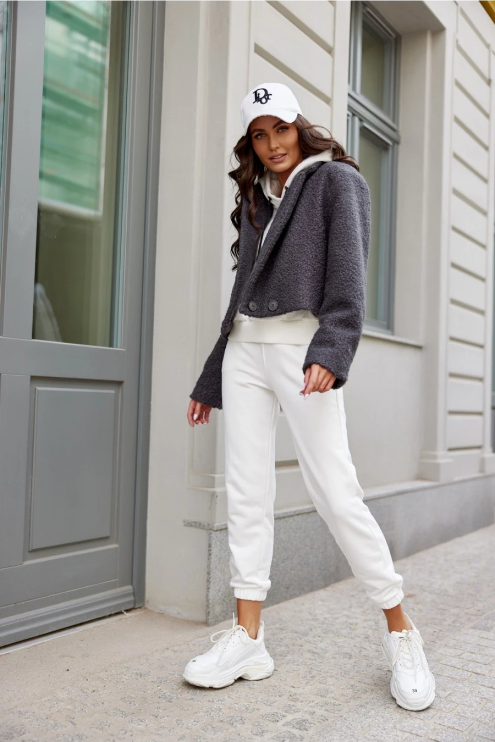 Kratka jakna za ženske Roco Fashion model 185059, barva pepelasta
