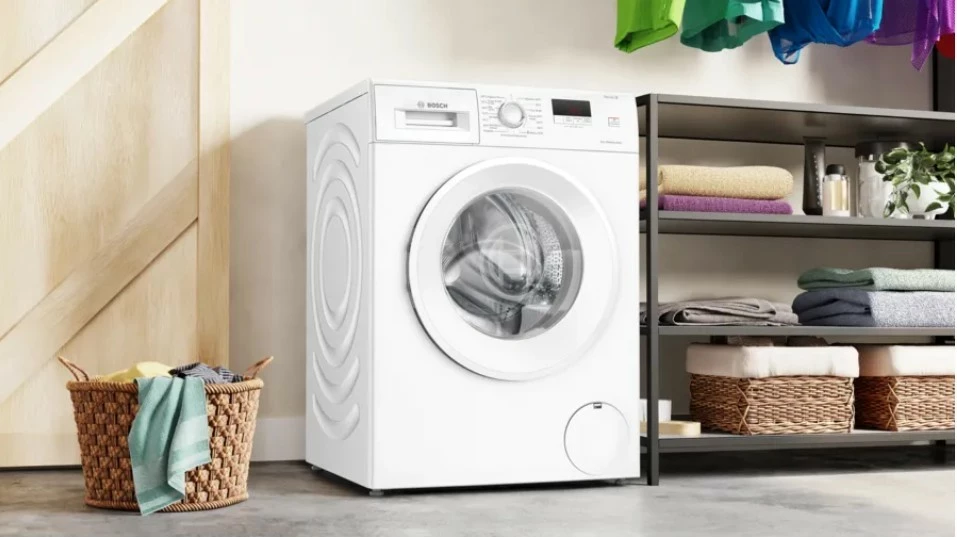 Pralni stroj Bosch WGE02201PL, 7 kg, bel