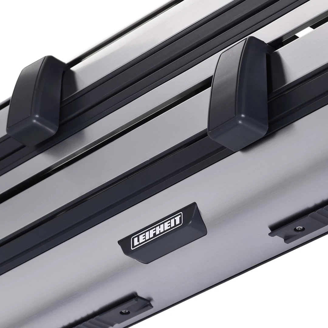 Držalo in rezalnik folije in papirja Leifheit Parat F2, črn