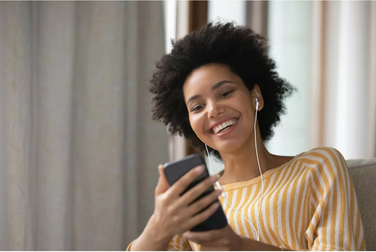 In-ear slušalke z USB-C in mikrofonom JVC HA-FR17UC-WV, bele