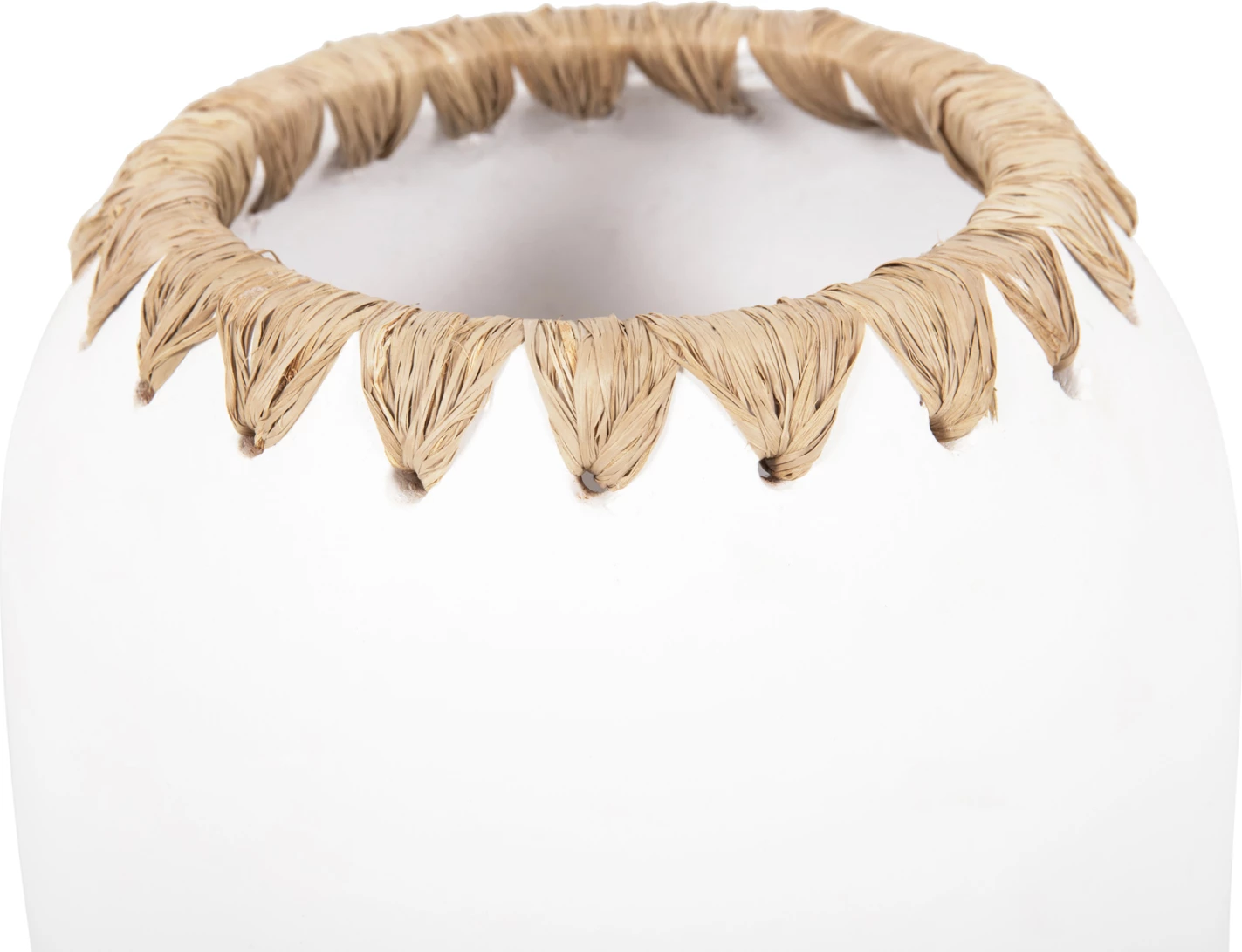 Dekorativna vaza FH4377 iz terakote v beli barvi s slamnato pletenino na robu Φ21Χ32Hcm