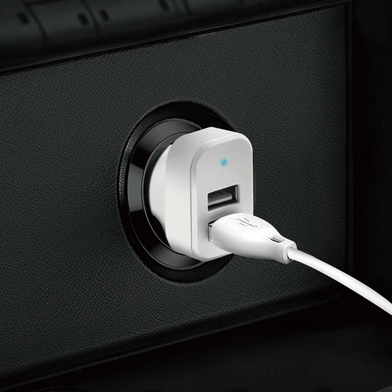 Avtomobilski polnilec Dudao R7, 2x USB, 3-v-1 kabel, 2,4 A, bel