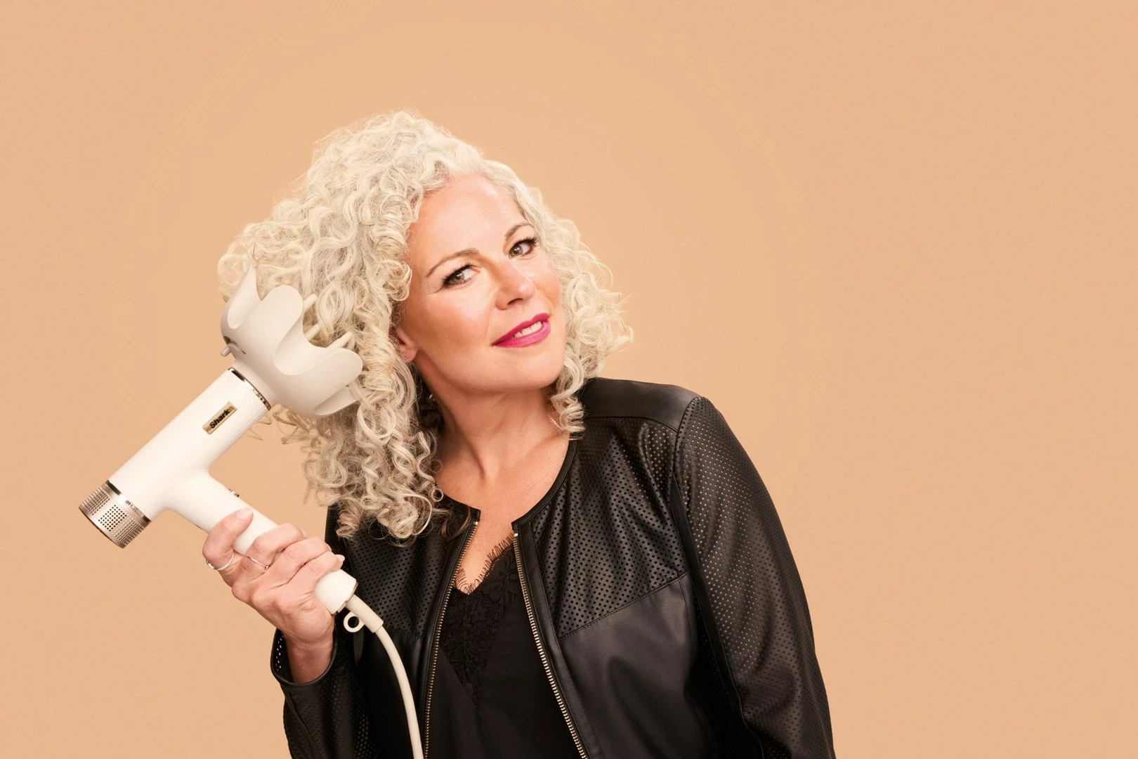 Multistyler Shark HD333EU, bel