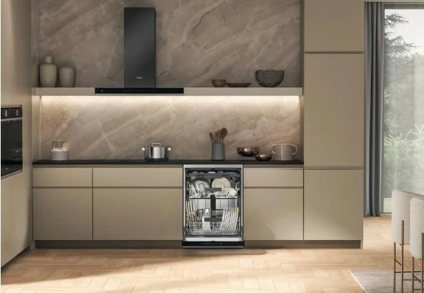 Pomivalni stroj, Whirlpool W7FHP33X, 15 kompletov, inox, samostoječ