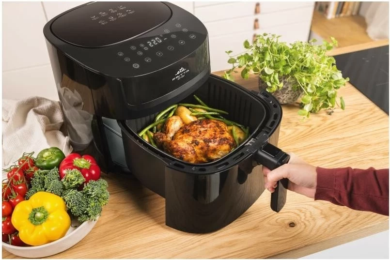 Zračni cvrtnik Fritta Digi ETA 316890000, 7,2 L, 1800 W, črn