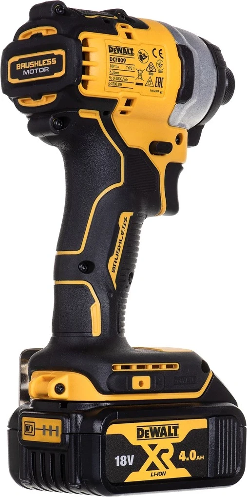 Set brezžičnih orodij DeWalt DCK2062M2T (DCD709+DCF809), 18 V, 2x4,0 Ah