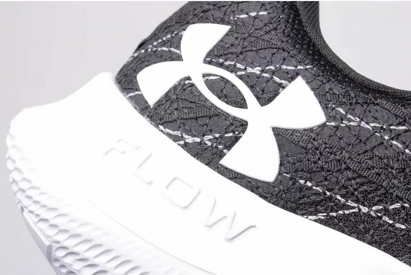 Superge, Under Armour, črne