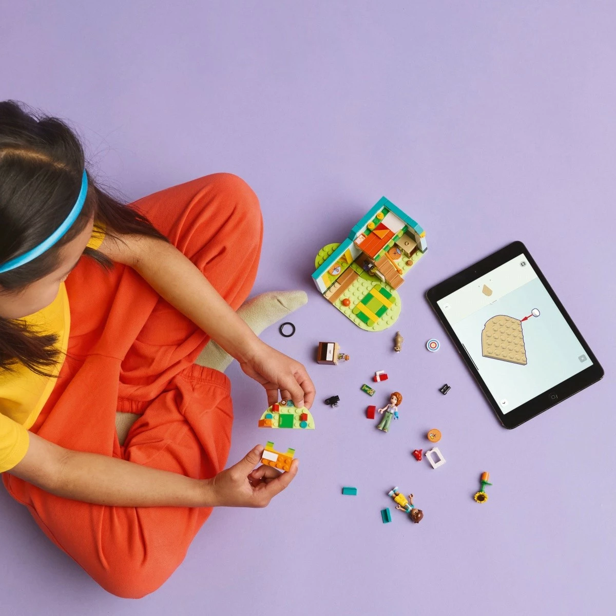 Gradbeni set Autumn Room LEGO Friends 42646, 222 kosov