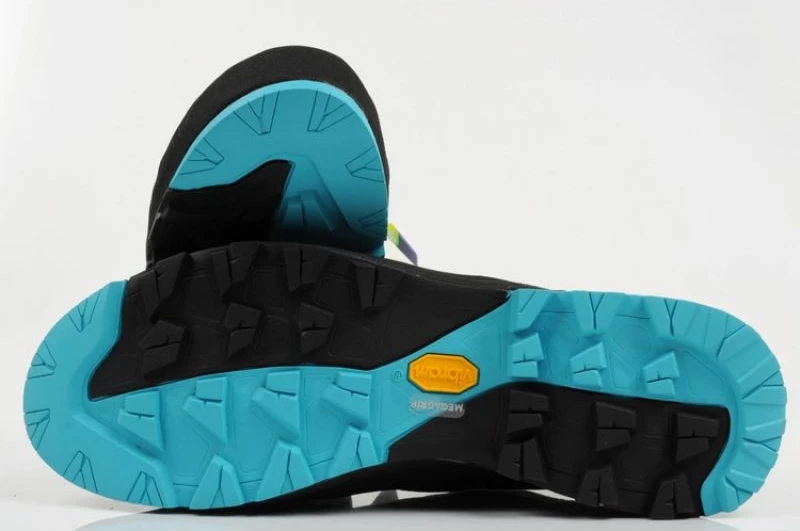 Trekking škornji za ženske Aku, črni