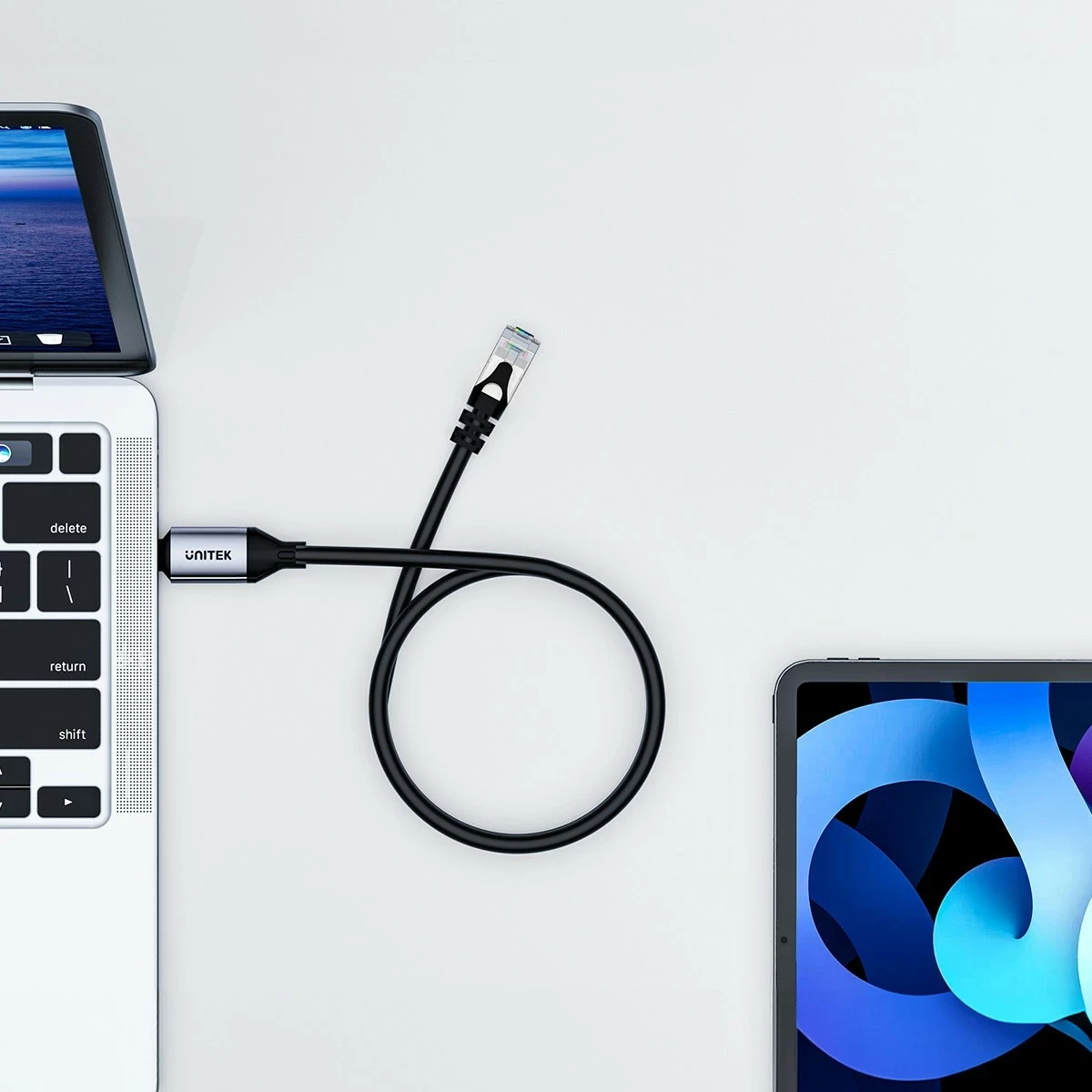 Ethernet kabel Unitek RJ-45 LAN, patchcord kategorija 8, 15 m, črn