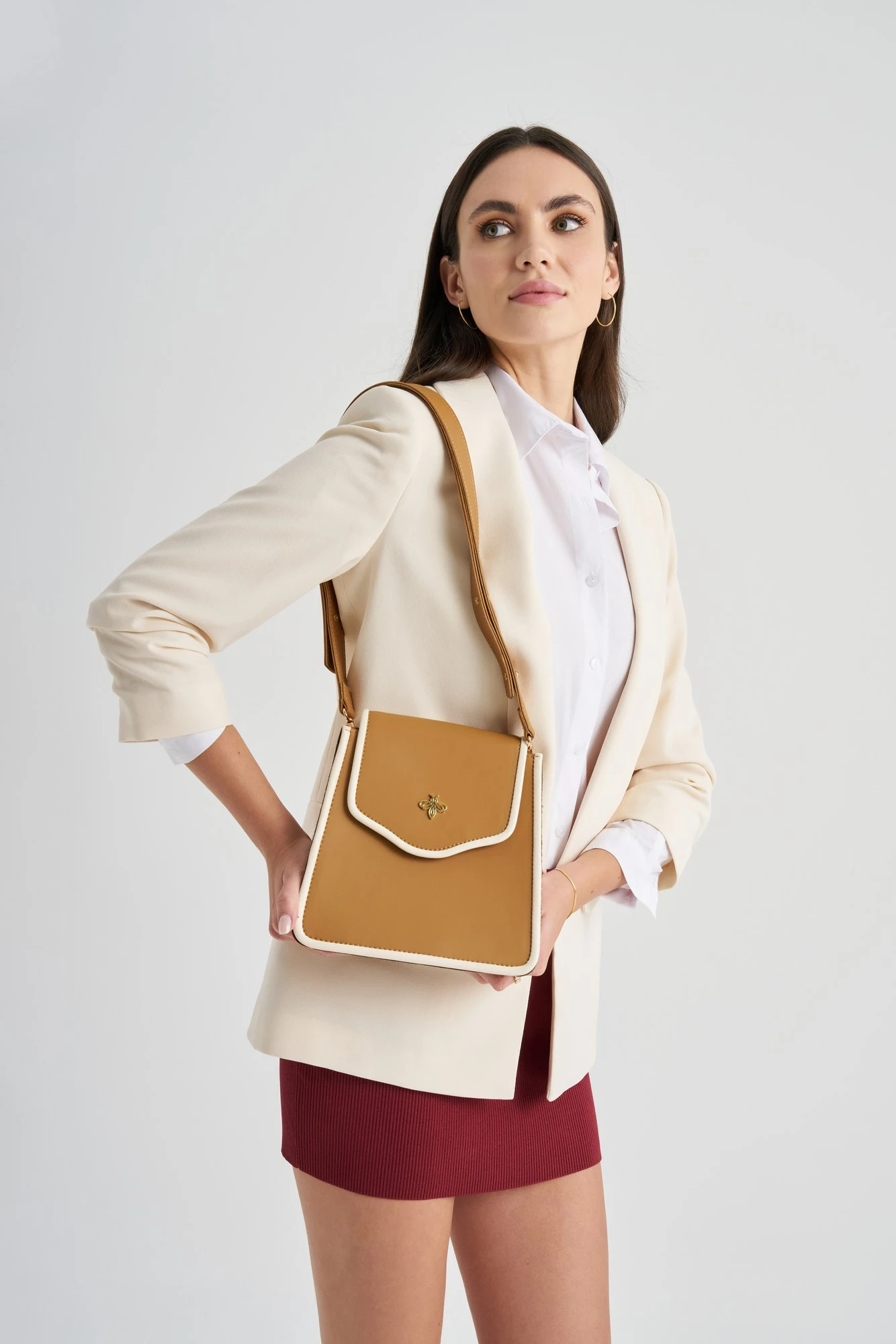 Torbica za ramo Lucky Bees 1248, camel-krem