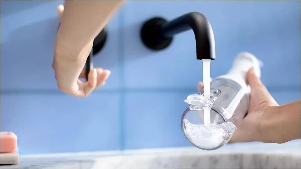 Irigator za zobe Philips Sonicare HX3826/31, bel