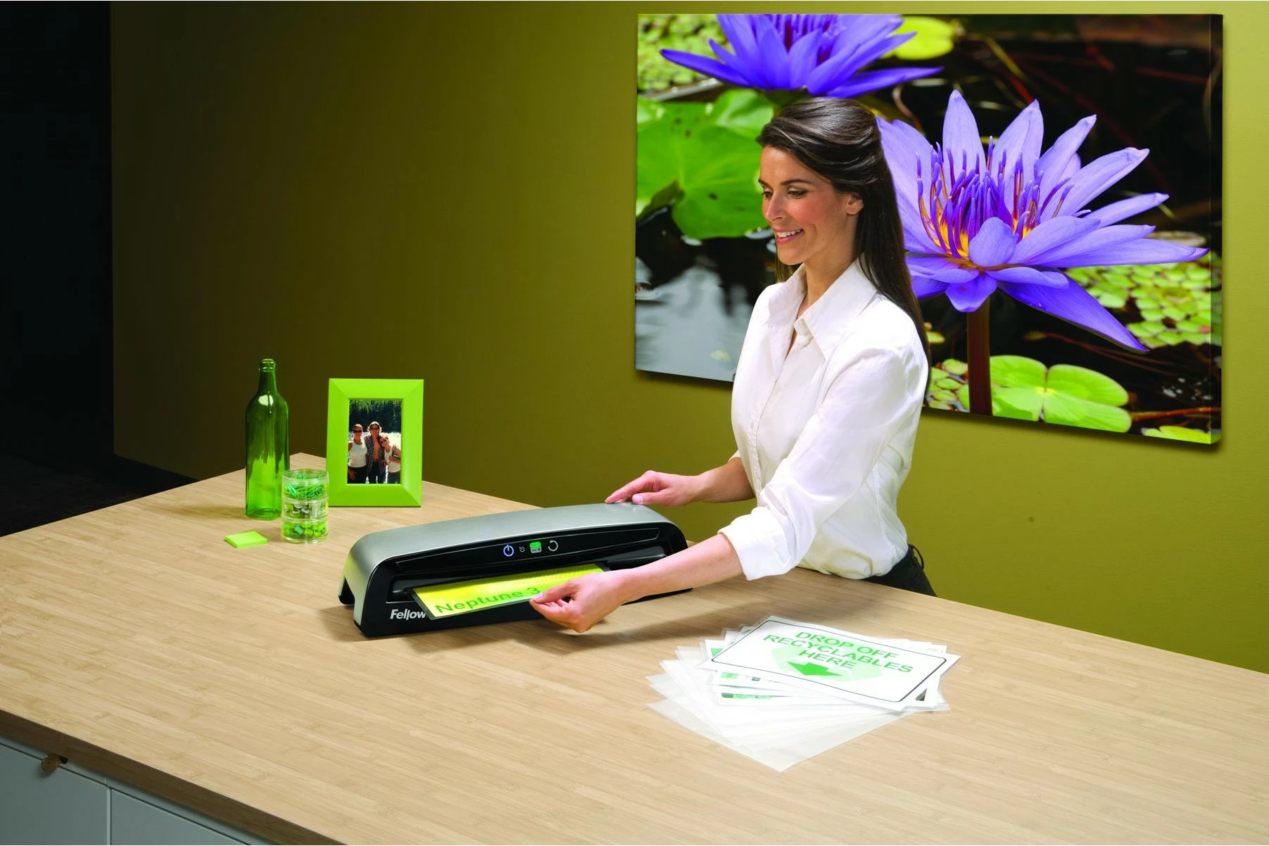 Laminator 32 cm Fellowes Neptune 3, 600 mm/min, 0,175 mm, črn