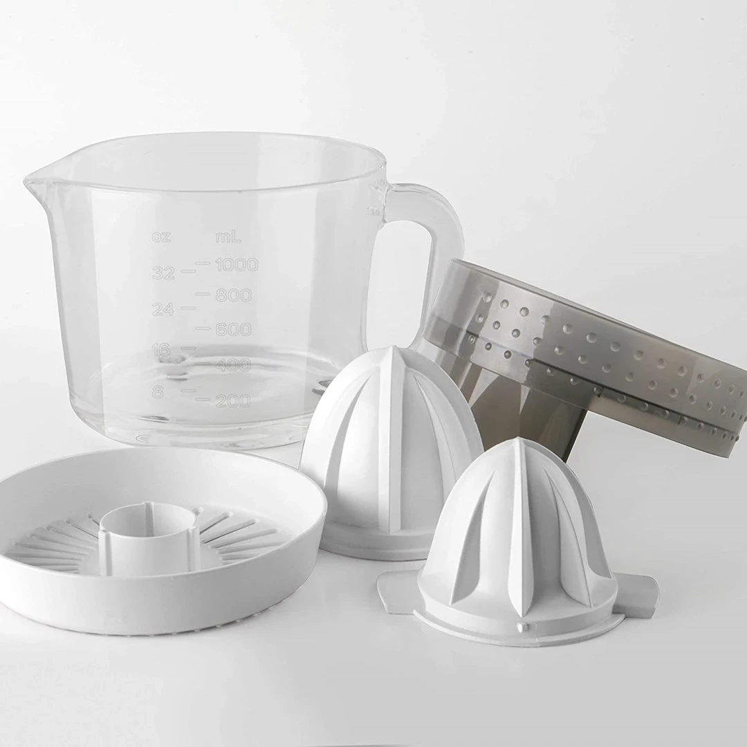 Stiskalnik za citruse Black+Decker BXCJ30E, 30 W, črn