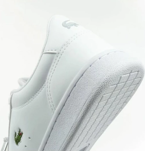 Kopalne čevlje za ženske Lacoste, bele