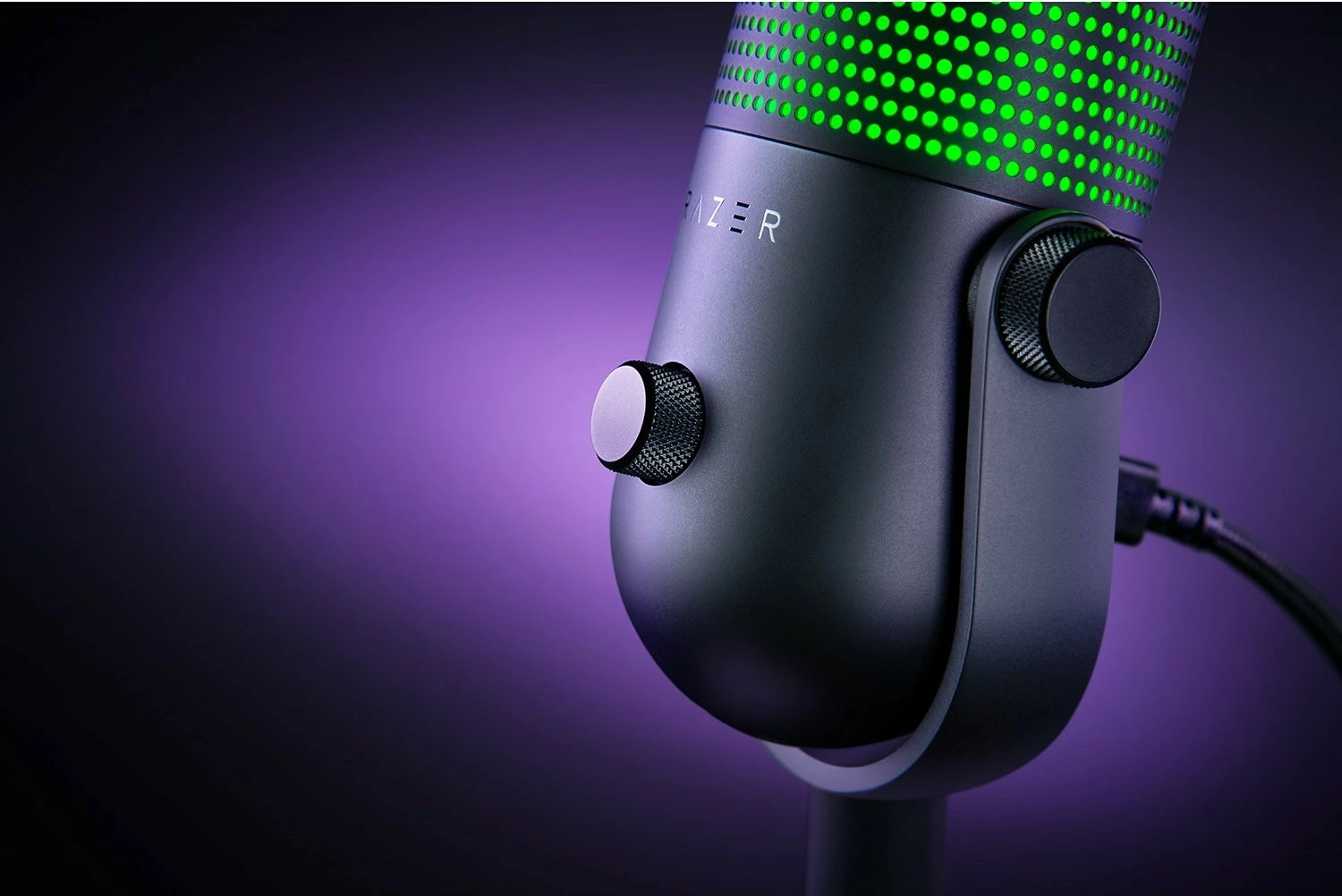 Mikrofon zvočnikov Razer Seiren V3 Chroma, RGB, črn