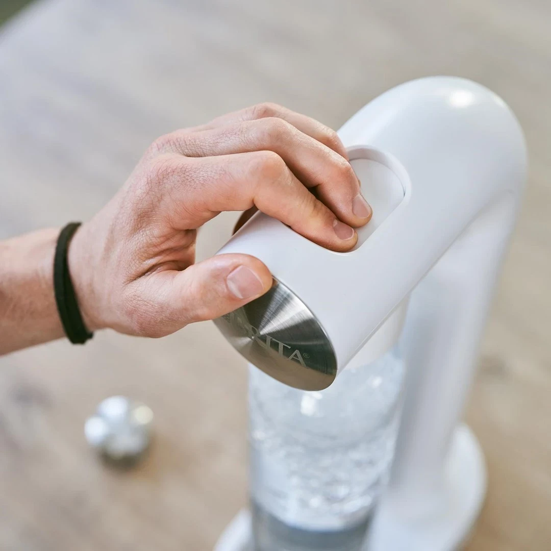 Naprava za gaziranje vode Brita, bela