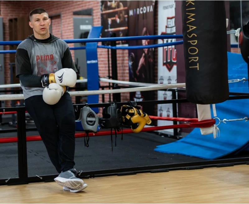 Boksarske rokavice LION Yakimasport, bele, unisex