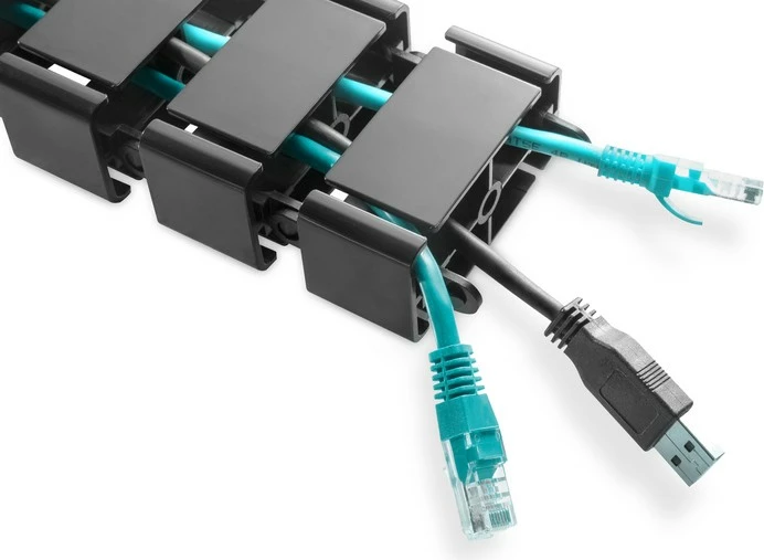 Organizator kablov Digitus DA-90505, 1,3 m, črn