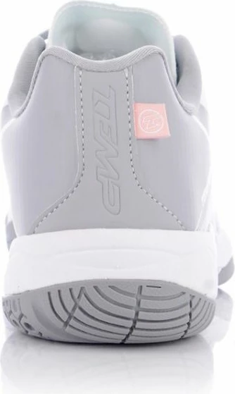 Superge, Tempish Falcon Lady, bele