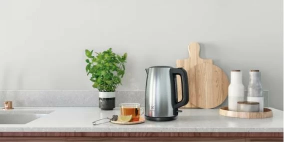 Električni čajnik, 1,7 l, nerjaveče jeklo Electrolux Create 3 E3K1-3ST