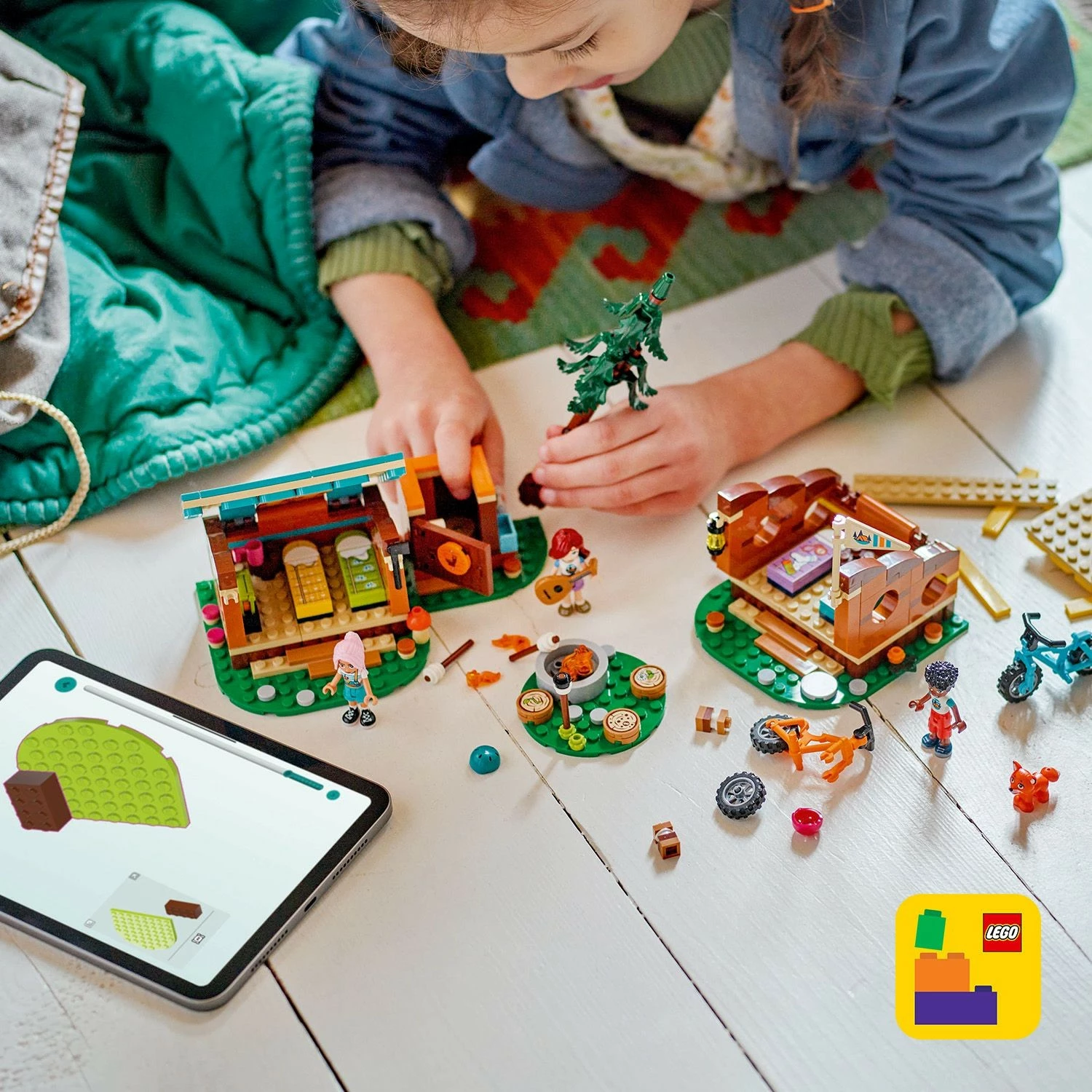 Kamp avantura, majhni šotori, figurice in kolesa — LEGO Friends 42624