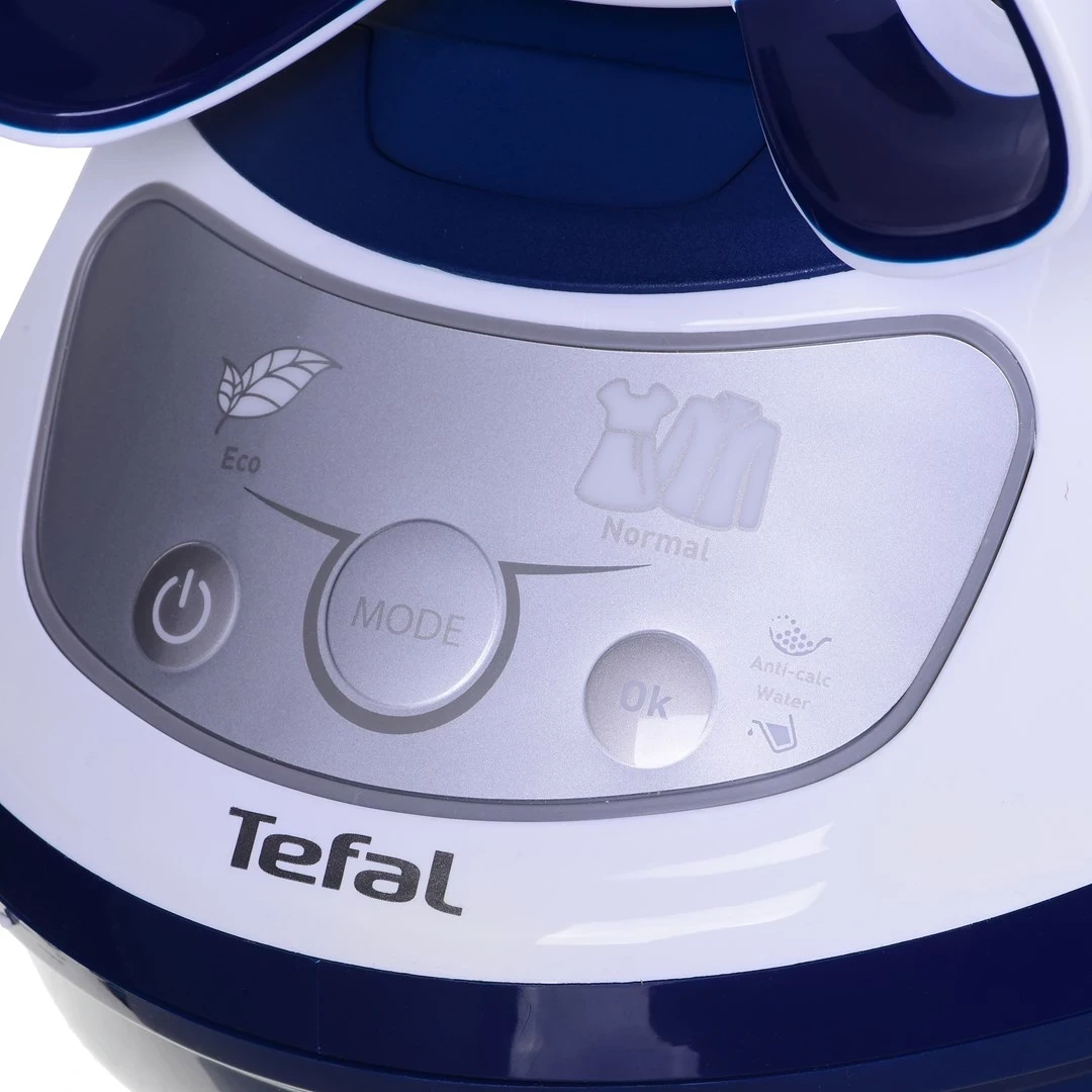 Parna postaja za likalnik Tefal Pro Express Protect GV9221E0, 2600 W, 1,8 L, modro-bela