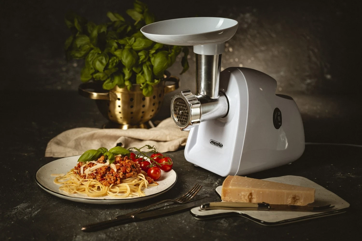 Mlin za meso Mesko MS 4809, bel