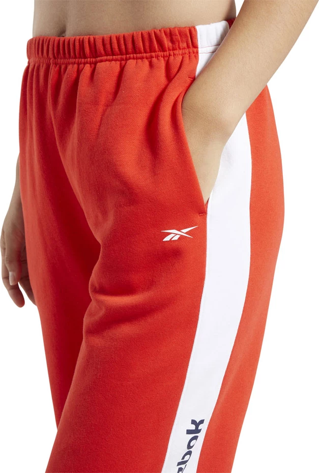 Trenirka za ženske Reebok, rdeča Trenirka za ženske Reebok, rdeča