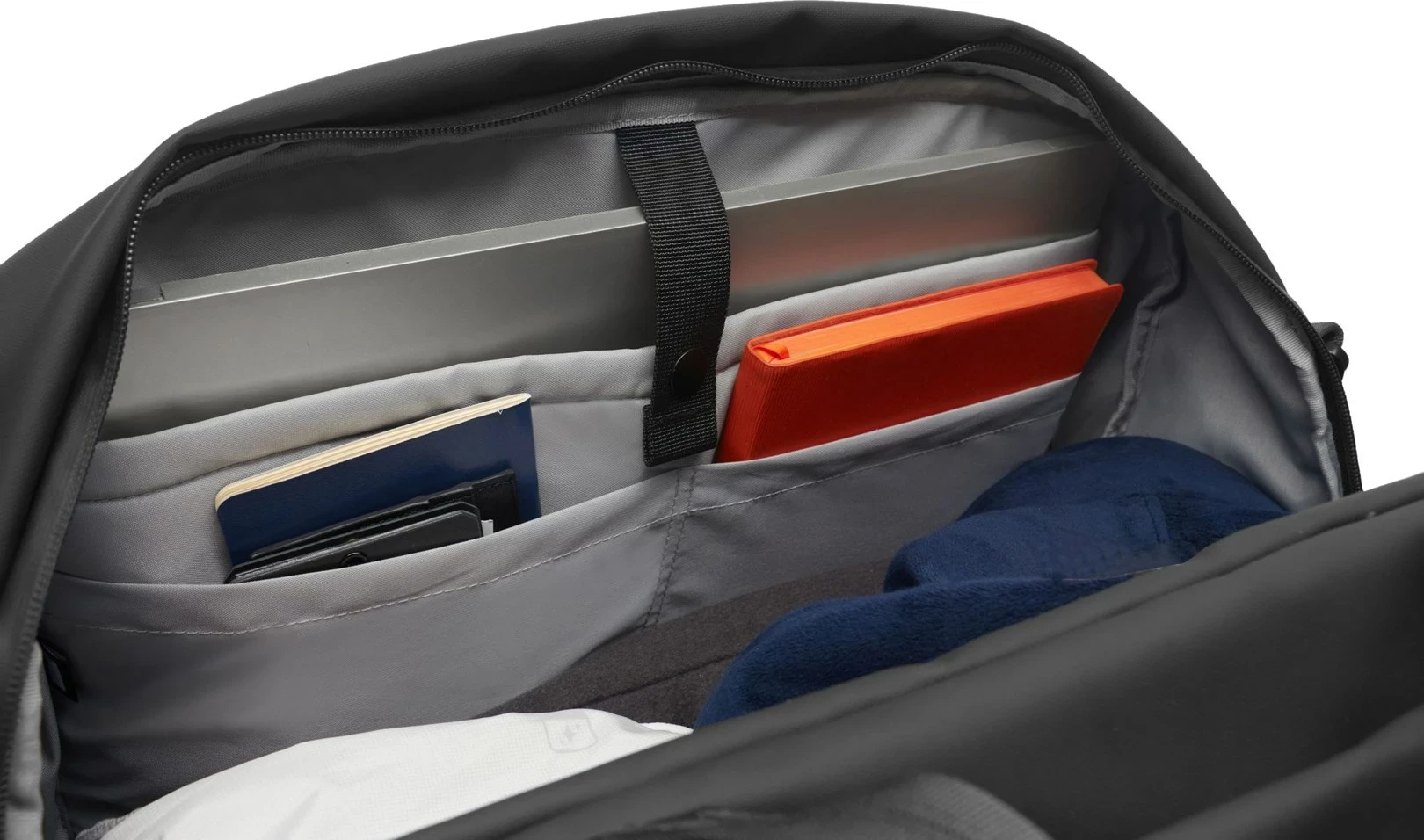 Duffle torba XD DESIGN Urban, P706.2901, črna, vodoodporna