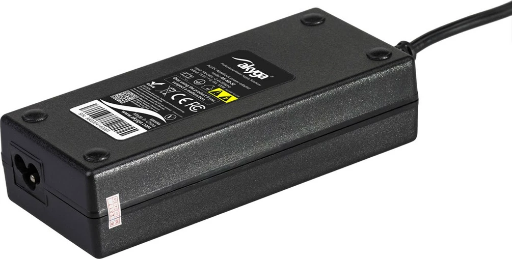 Polnilec za prenosnik Akyga AK-ND-52, 120 W, črn