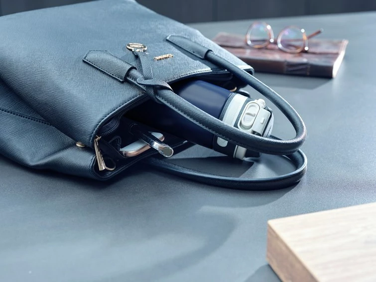 Termovka 350 ml, nerjaveče jeklo, črno/modra Leifheit 3247