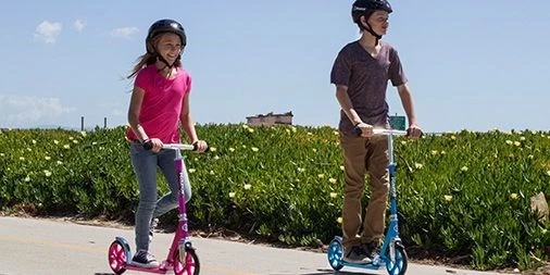 Trotinet Razor A5 Lux, rožnat