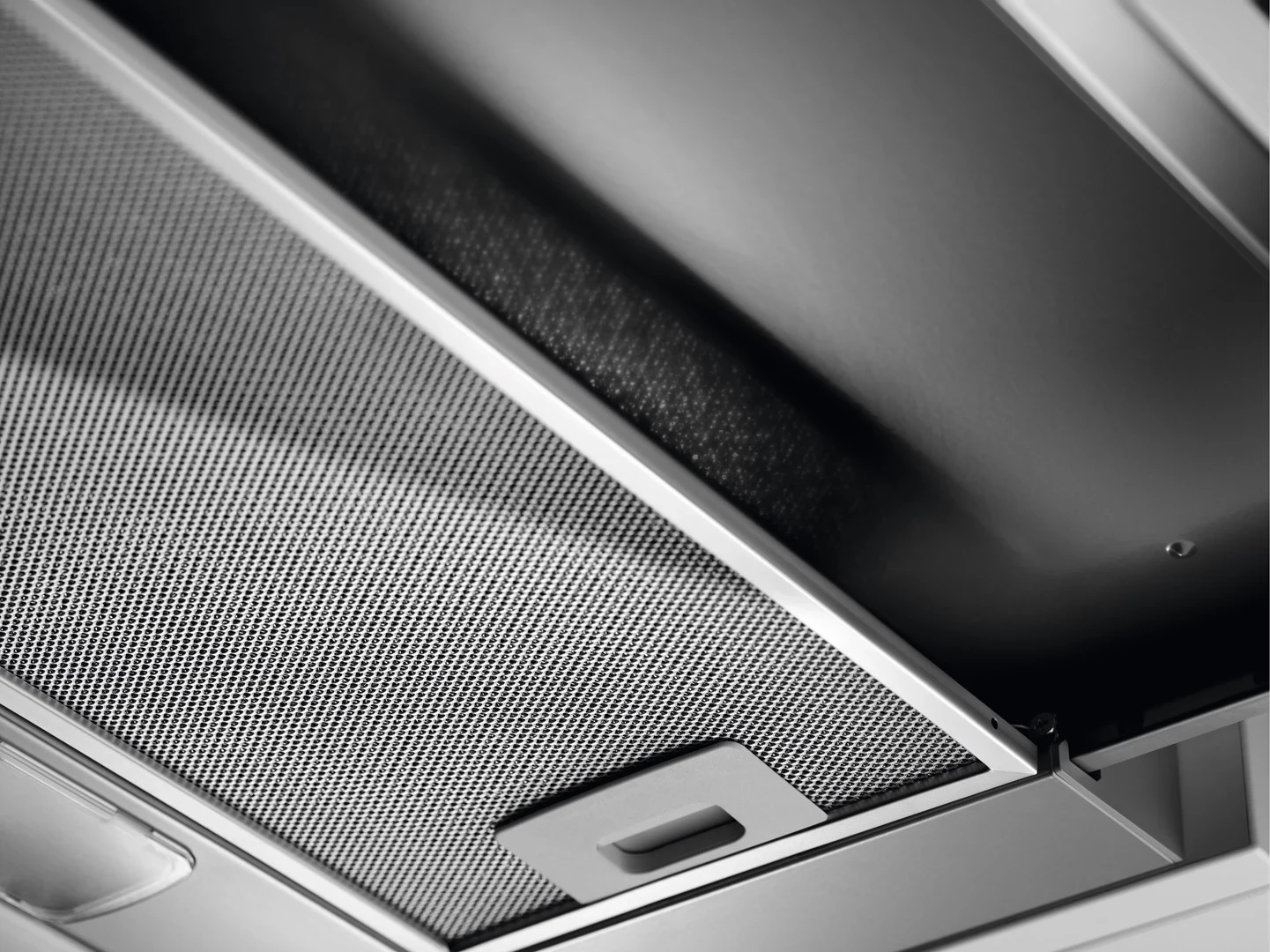 Teleskopski kuhinjski aspirator Electrolux LFP226S, 330 m³/h, srebrn