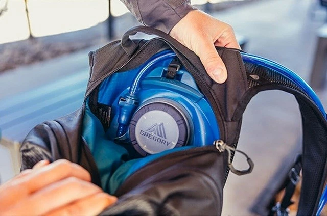 Mestna nahrbtnik 18L Gregory Nano Urban, temno modra