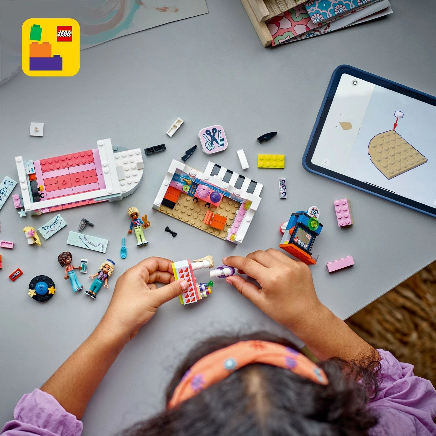 Set za gradnjo frizerski salon LEGO Friends 42662, 347 delov, večbarven