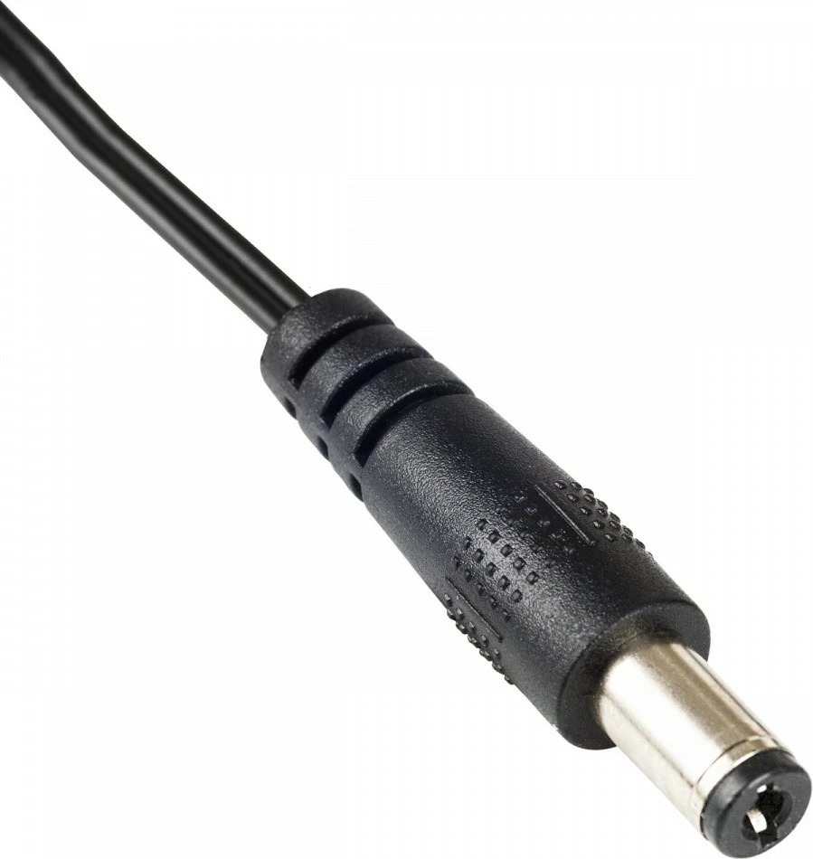 Stenski napajalnik AKYGA AK-TB-11, 9V/1A, 9W, 5,5x2,1 mm, črn
