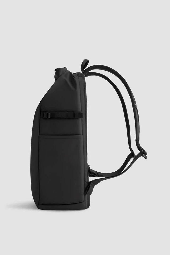 Vodoodporen nahrbtnik XD DESIGN Urban, 20 L, črn