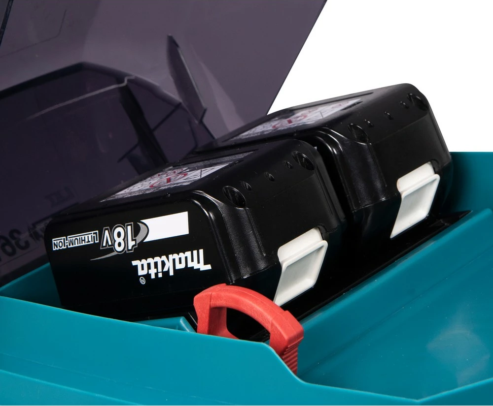 Kosič travnika z baterijo Makita DLM481Z, moder