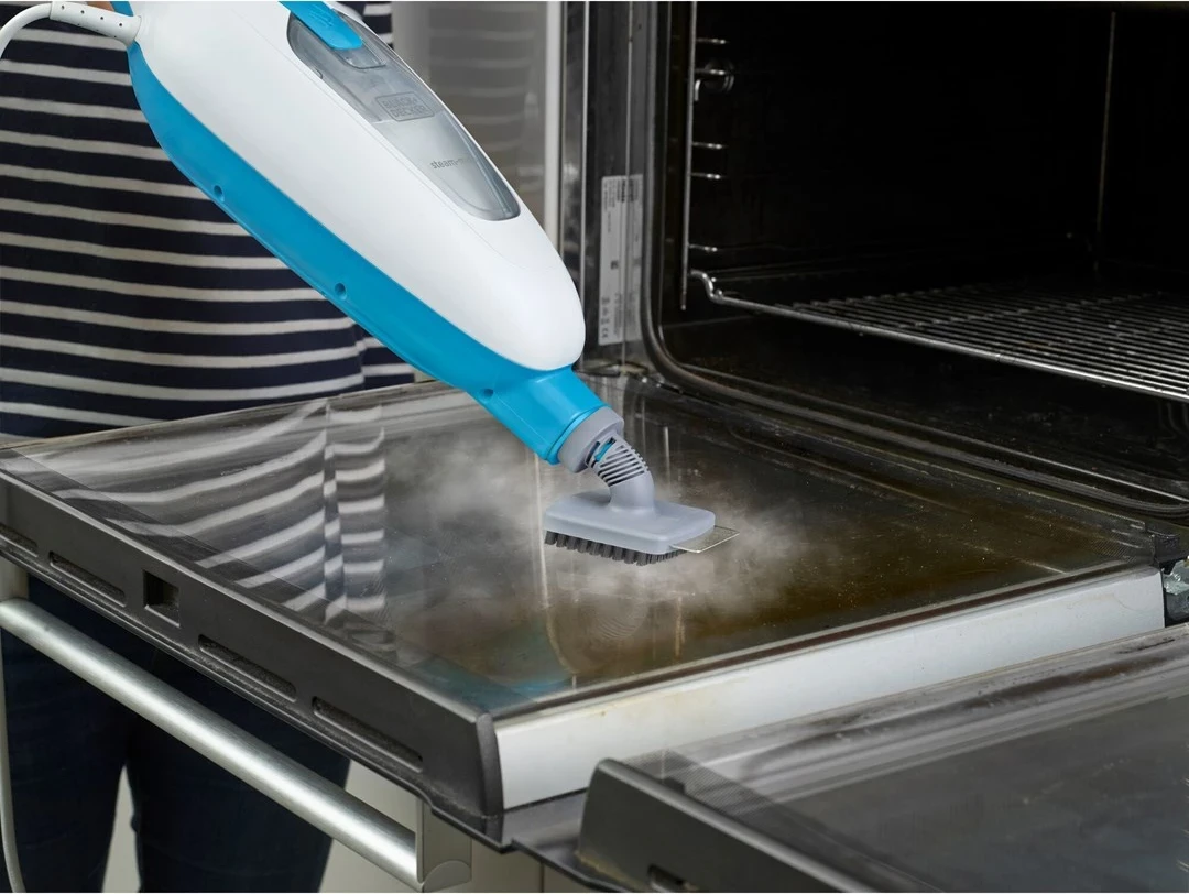 Sesalnik Black & Decker FSMH13E10-QS