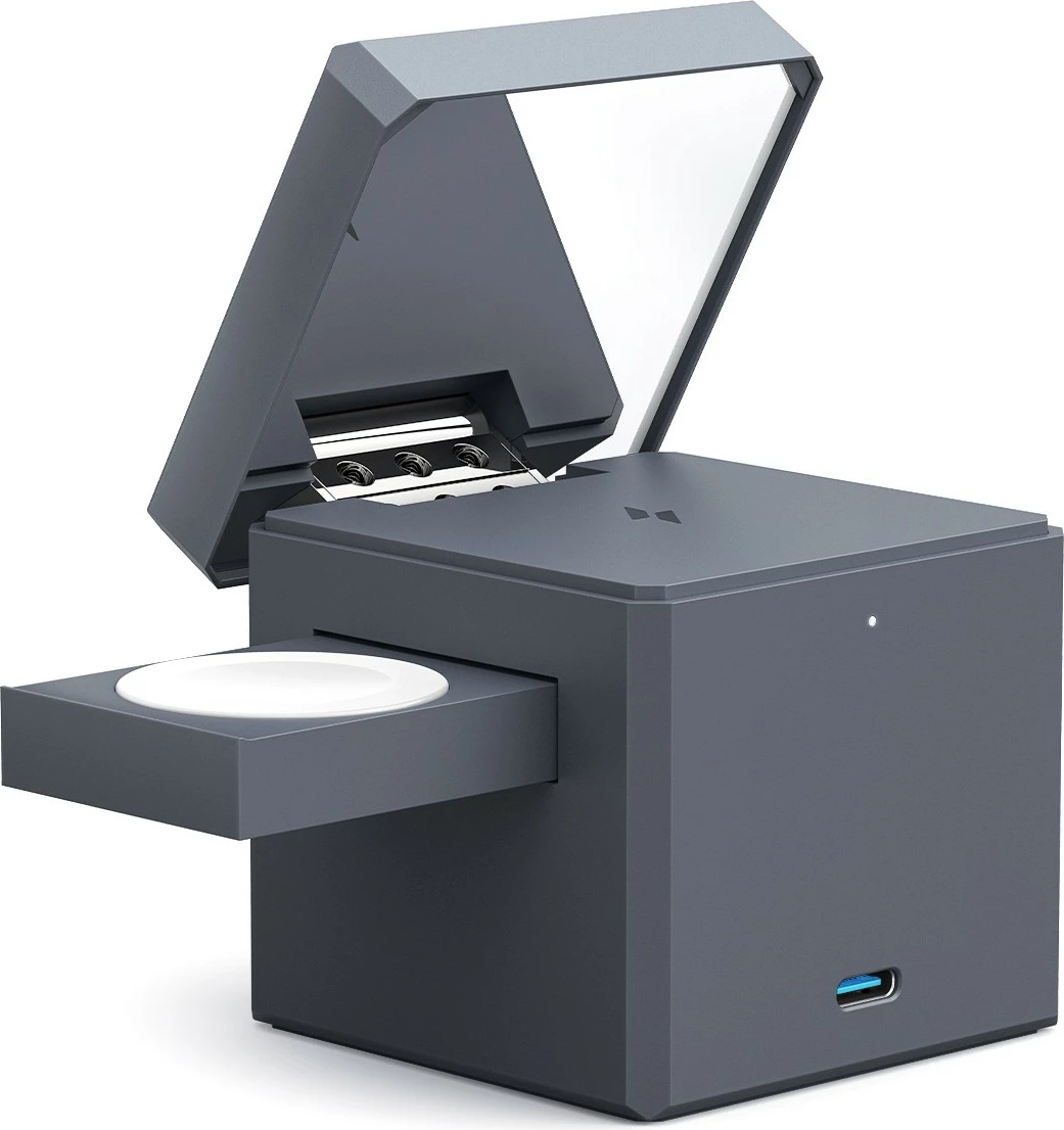 Brezžični polnilec Anker Y1811G11, 30 W, MagSafe, iPhone 15/14/13/12, črn