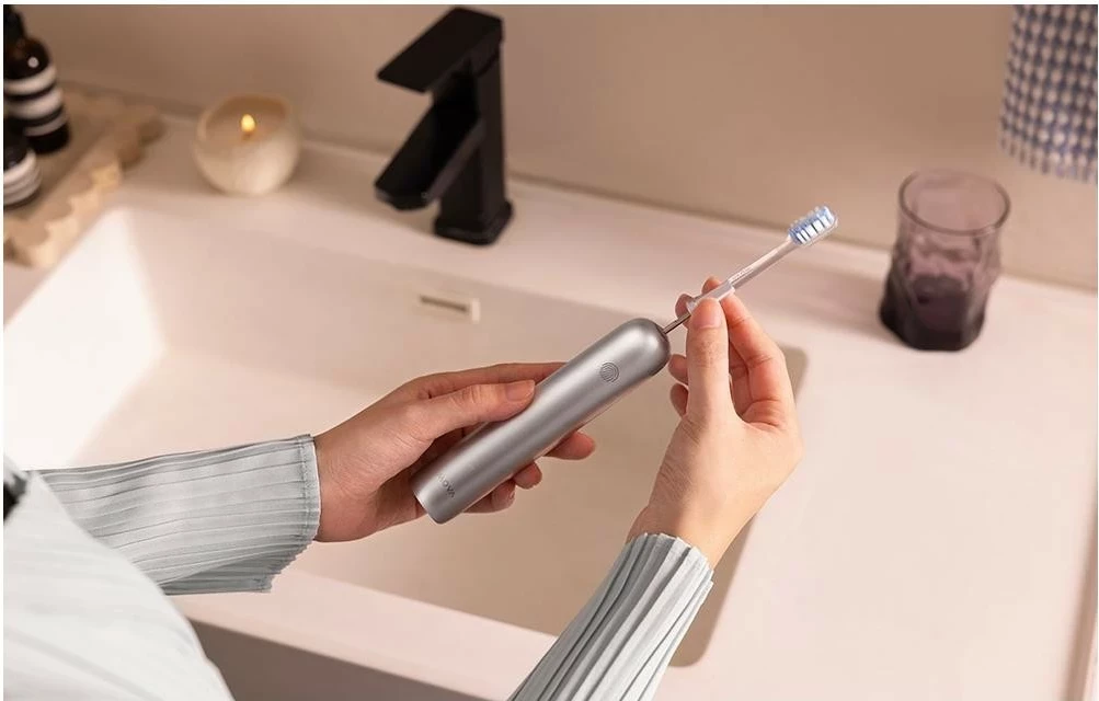 Sonična zobna ščetka Mova Fresh Pro, 10 stopenj intenzivnosti, 3 načini čiščenja, srebrna
