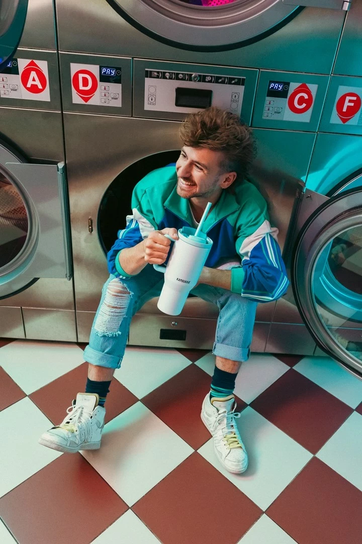 Termos Kambukka Rio Tumbler 950 ml, Frosty Coconut, moder