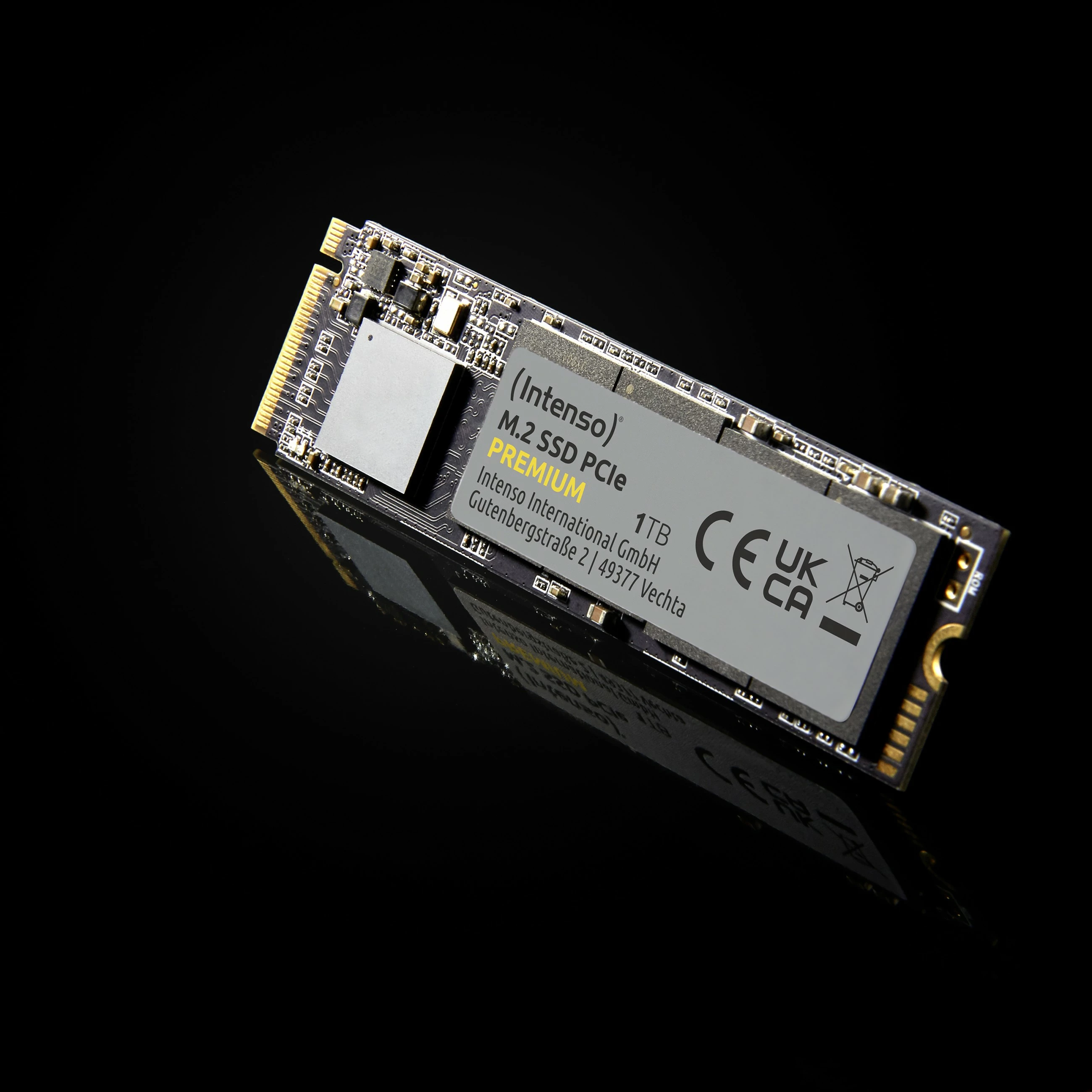 SSD M.2 PCIe Premium Intenso, 250 GB, 2100 MB/s SSD M.2 PCIe Premium Intenso, 250 GB, 2100 MB/s