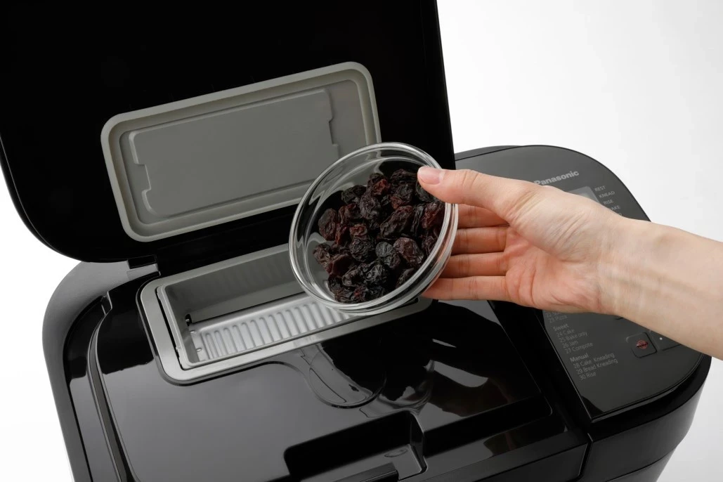 Pekač kruha Panasonic, črn