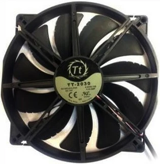 Ventilator za računalniško ohišje Thermaltake Pure 20, 200 mm, 800 RPM, črn